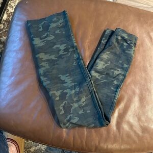 Spanx leggings camo